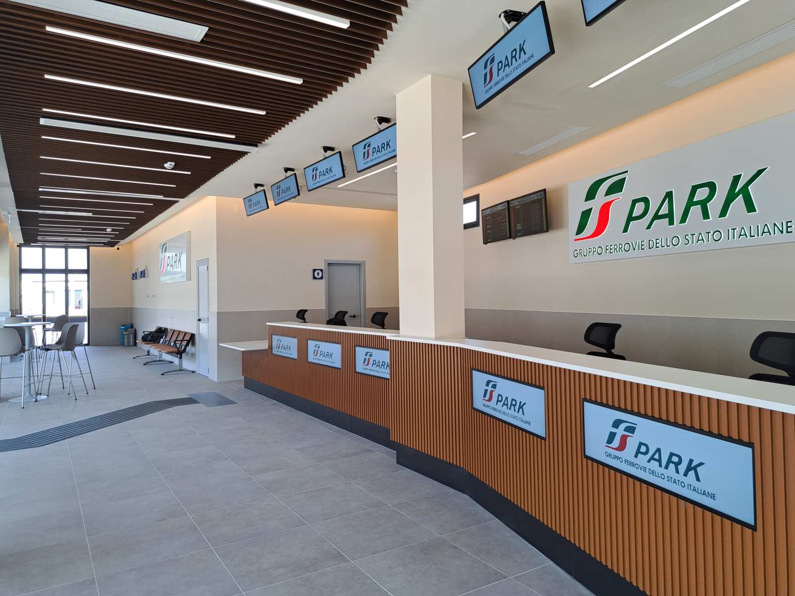 Galleria foto 'Bari, tutto pronto per il nuovo terminal bus della stazione Centrale: entrerà in funzione a settembre' - foto 2