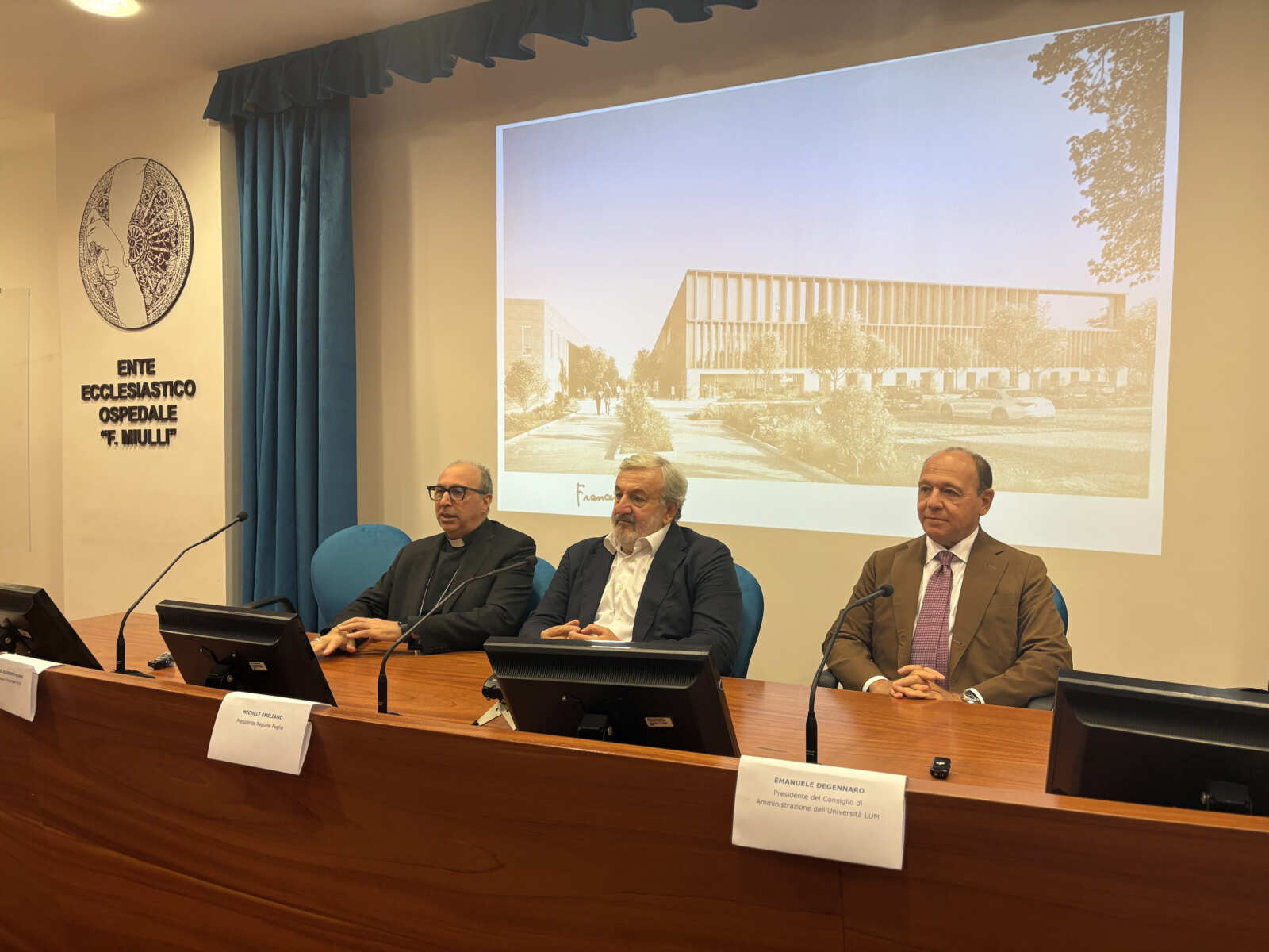 Galleria foto 'Acquaviva delle Fonti, il Miulli diventa un Policlinico universitario: accordo tra ospedale e Lum – VIDEO' - foto 1
