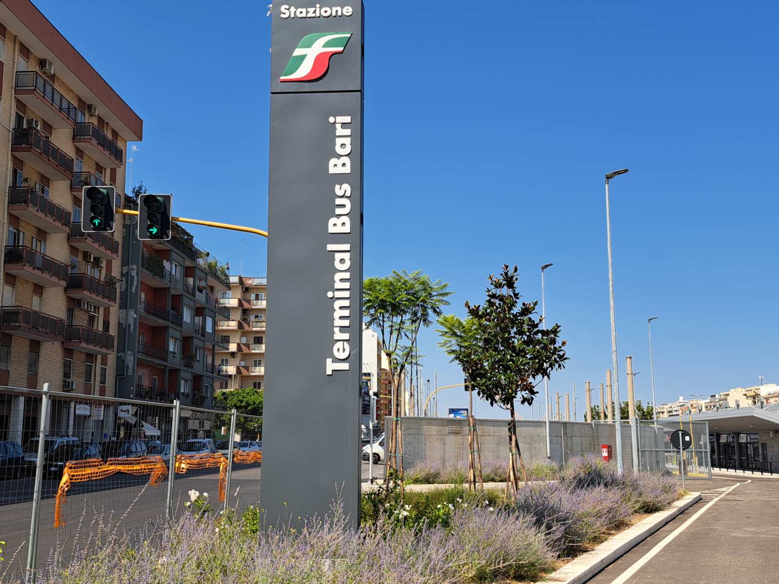 Galleria foto 'Bari, tutto pronto per il nuovo terminal bus della stazione Centrale: entrerà in funzione a settembre' - foto 5