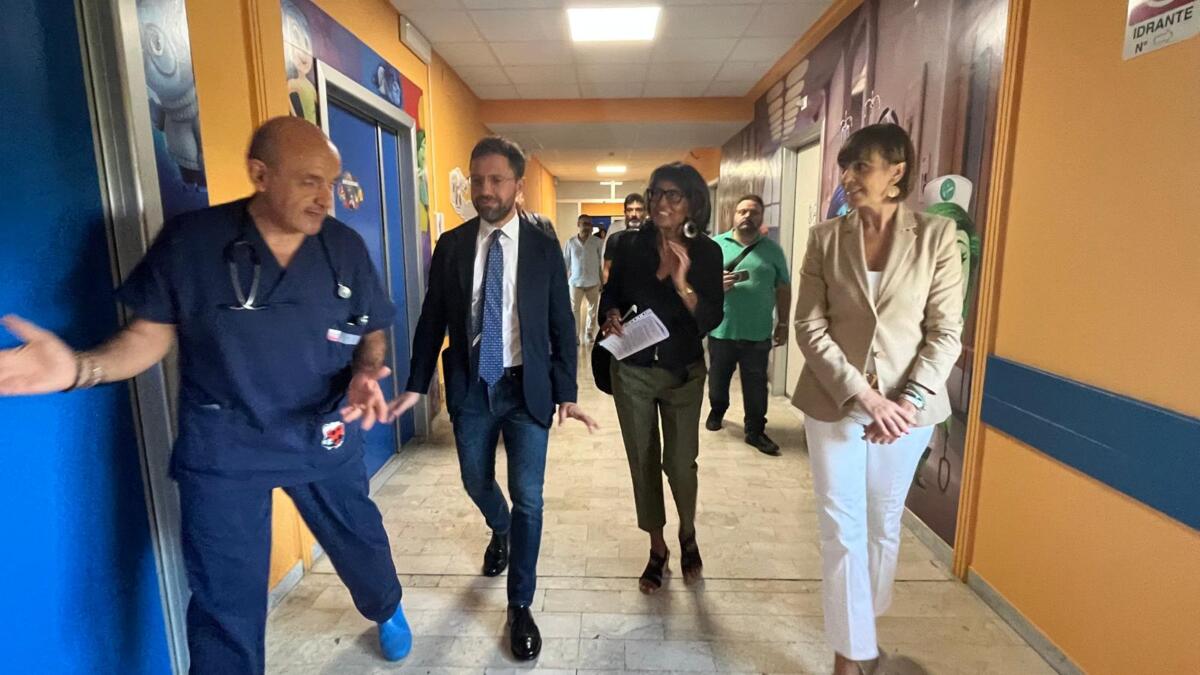 Galleria foto 'Donazione all’ospedale “Umberto I” di Corato: nuovi arredi per i reparti di Pediatria e Neonatologia – FOTO' - foto 7