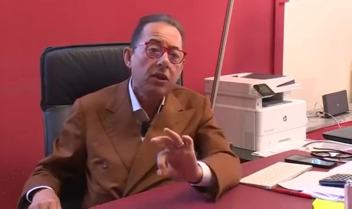 Galleria foto 'Gianni Pittella conferma le dimissioni da sindaco: «Lauria non merita il “tirare a campare”»' - foto 1