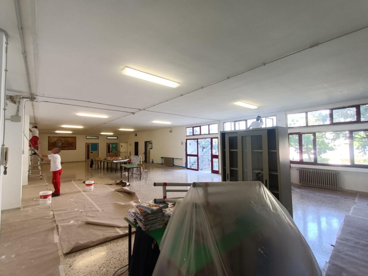 Galleria foto 'A scuola in sicurezza a Bari, durante l’estate eseguiti più di 500 interventi di manutenzione' - foto 1