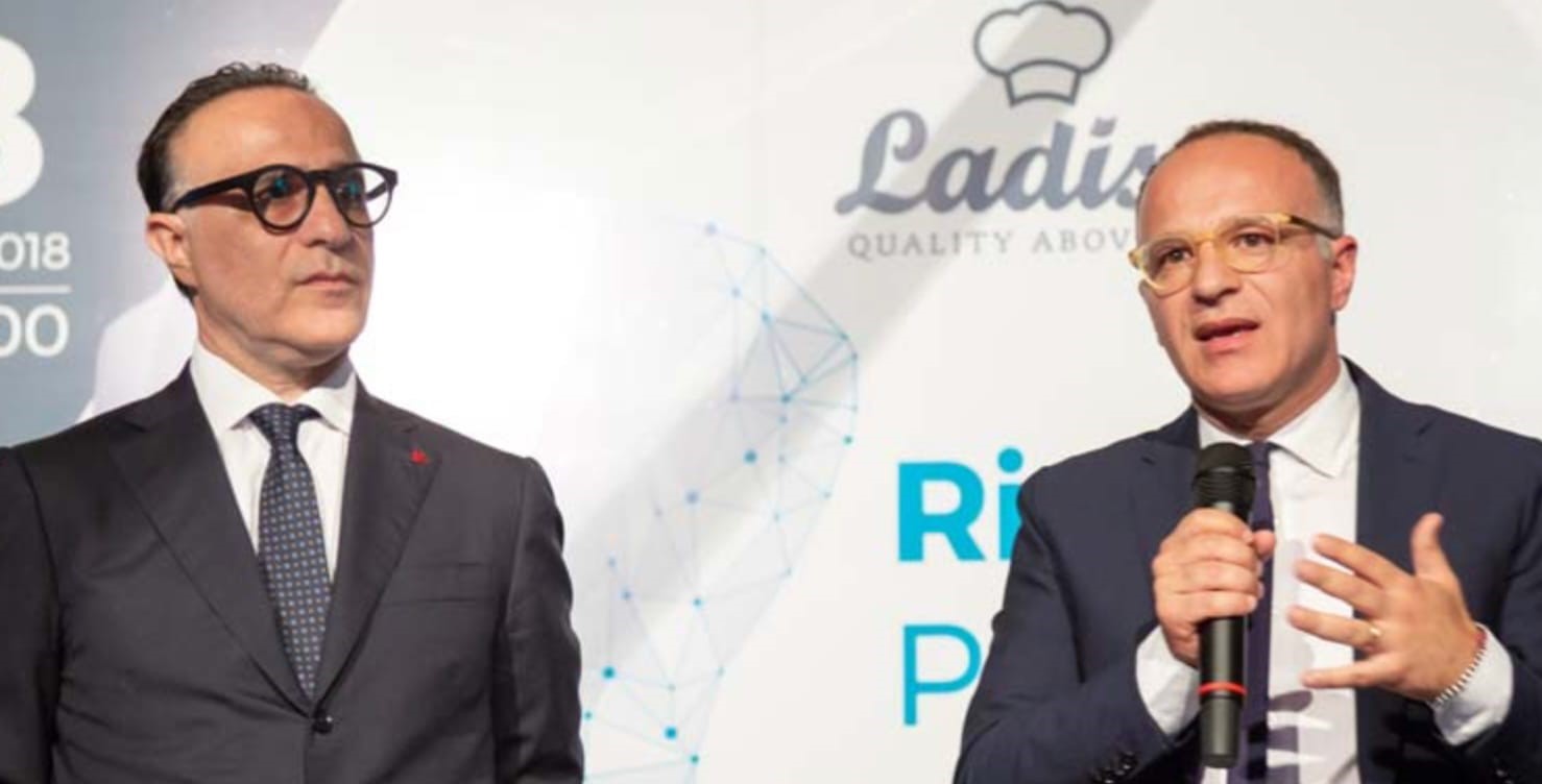 Ecco l’ufficialità, il Taranto farà parte del prossimo campionato di Eccellenza: «Ora costruiamo la squadra» Ecco l’ufficialità, il Taranto farà parte del prossimo campionato di Eccellenza: «Ora costruiamo la squadra»