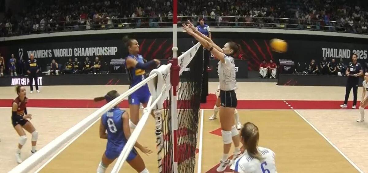 Pallavolo, mondiali in Thailandia: esordio vincente per le azzurre, Slovacchia battuta 3-0 Pallavolo, mondiali in Thailandia: esordio vincente per le azzurre, Slovacchia battuta 3-0