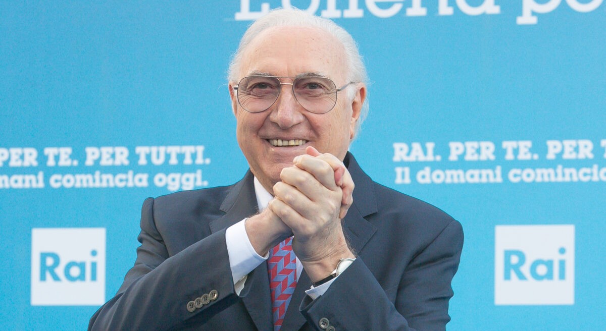Addio a Pippo Baudo, re della tv italiana: 60 anni di carriera e 13 Festival di Sanremo Addio a Pippo Baudo, re della tv italiana: 60 anni di carriera e 13 Festival di Sanremo