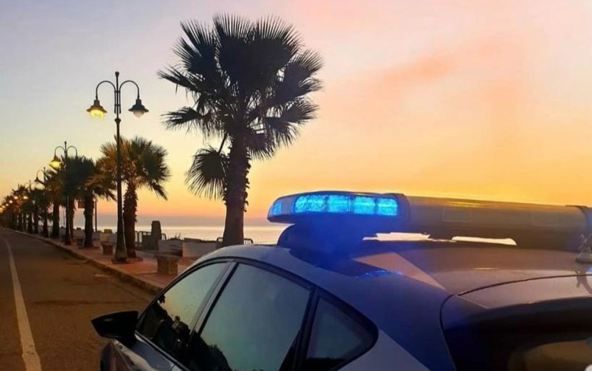 Trani, musica oltre gli orari consentiti sul lungomare Colonna: sospesa la licenza a un locale Trani, musica oltre gli orari consentiti sul lungomare Colonna: sospesa la licenza a un locale