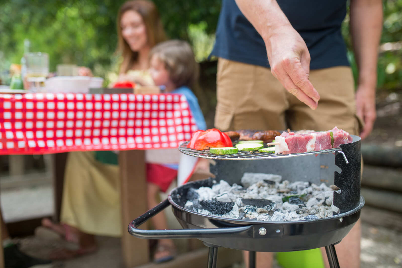 In Puglia trionfa il “Capodanno estivo”, preferiti picnic e grigliate: i consigli per sicurezza e gusto In Puglia trionfa il “Capodanno estivo”, preferiti picnic e grigliate: i consigli per sicurezza e gusto
