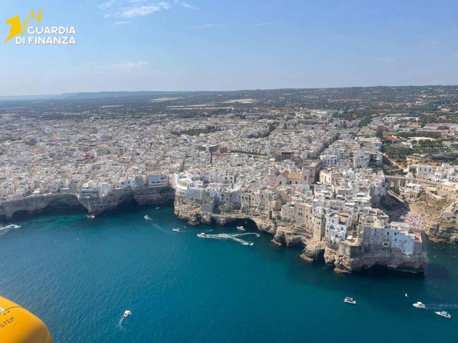 Erosione costiera, nel Barese arrivano 4 milioni di euro: la Città metropolitana coordina gli interventi Erosione costiera, nel Barese arrivano 4 milioni di euro: la Città metropolitana coordina gli interventi