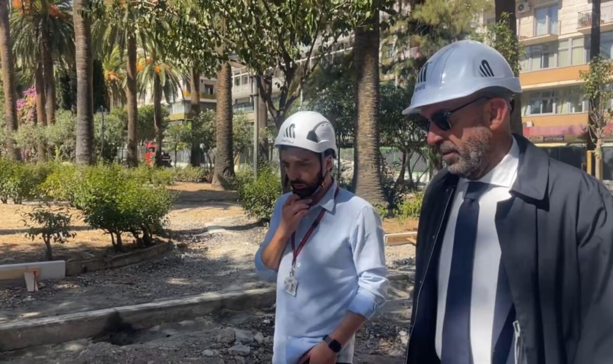 Bari, sopralluogo del sindaco sul cantiere di Piazza Moro: «Chieste garanzie per non avere disagi a Natale» Bari, sopralluogo del sindaco sul cantiere di Piazza Moro: «Chieste garanzie per non avere disagi a Natale»