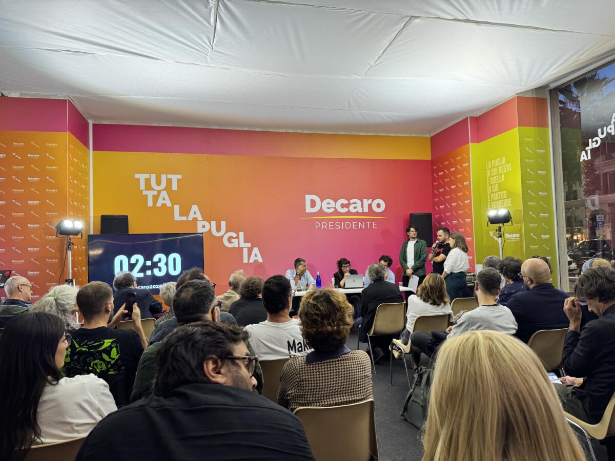 Regionali in Puglia, Decaro incontra gli operatori culturali: «La cultura è una strategia per il futuro» Regionali in Puglia, Decaro incontra gli operatori culturali: «La cultura è una strategia per il futuro»