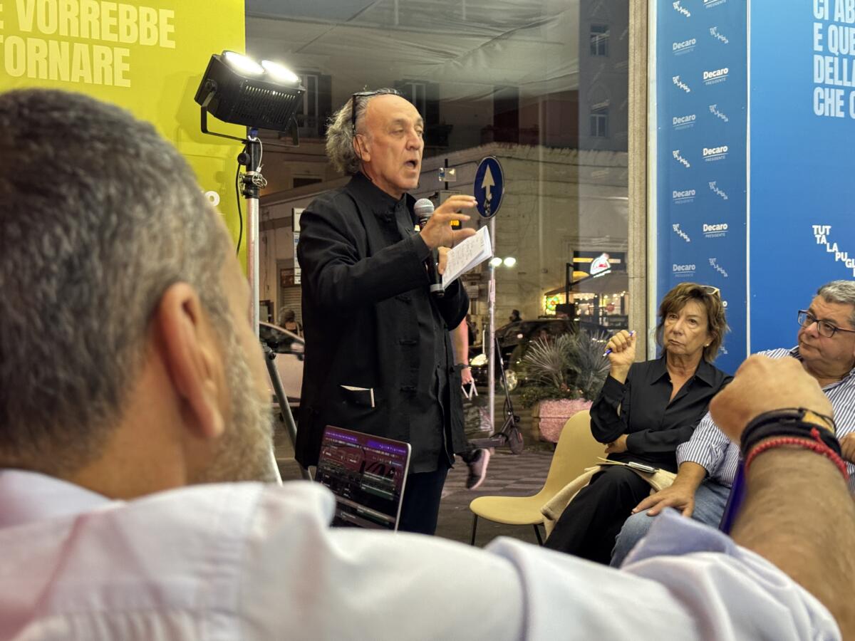 Regionali in Puglia, Decaro incontra gli operatori culturali: «La cultura è una strategia per il futuro» Regionali in Puglia, Decaro incontra gli operatori culturali: «La cultura è una strategia per il futuro»
