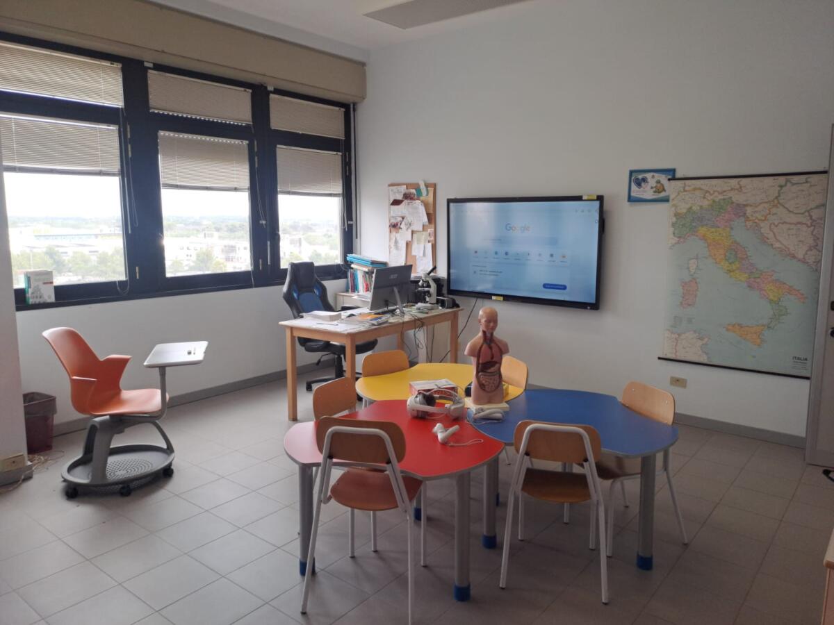 Lecce, inaugurato il 14esimo anno scolastico della “Scuola in Ospedale” per i ragazzi ricoverati al Vito Fazzi Lecce, inaugurato il 14esimo anno scolastico della “Scuola in Ospedale” per i ragazzi ricoverati al Vito Fazzi