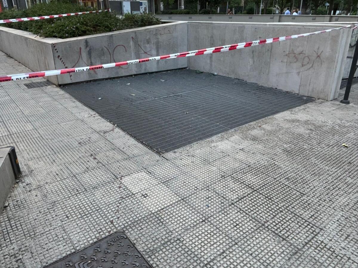 Galleria foto 'Ennesima aggressione a Bari, bottigliate tra via Crisanzio e Piazza Cesare Battisti: un ferito al Policlinico' - foto 1