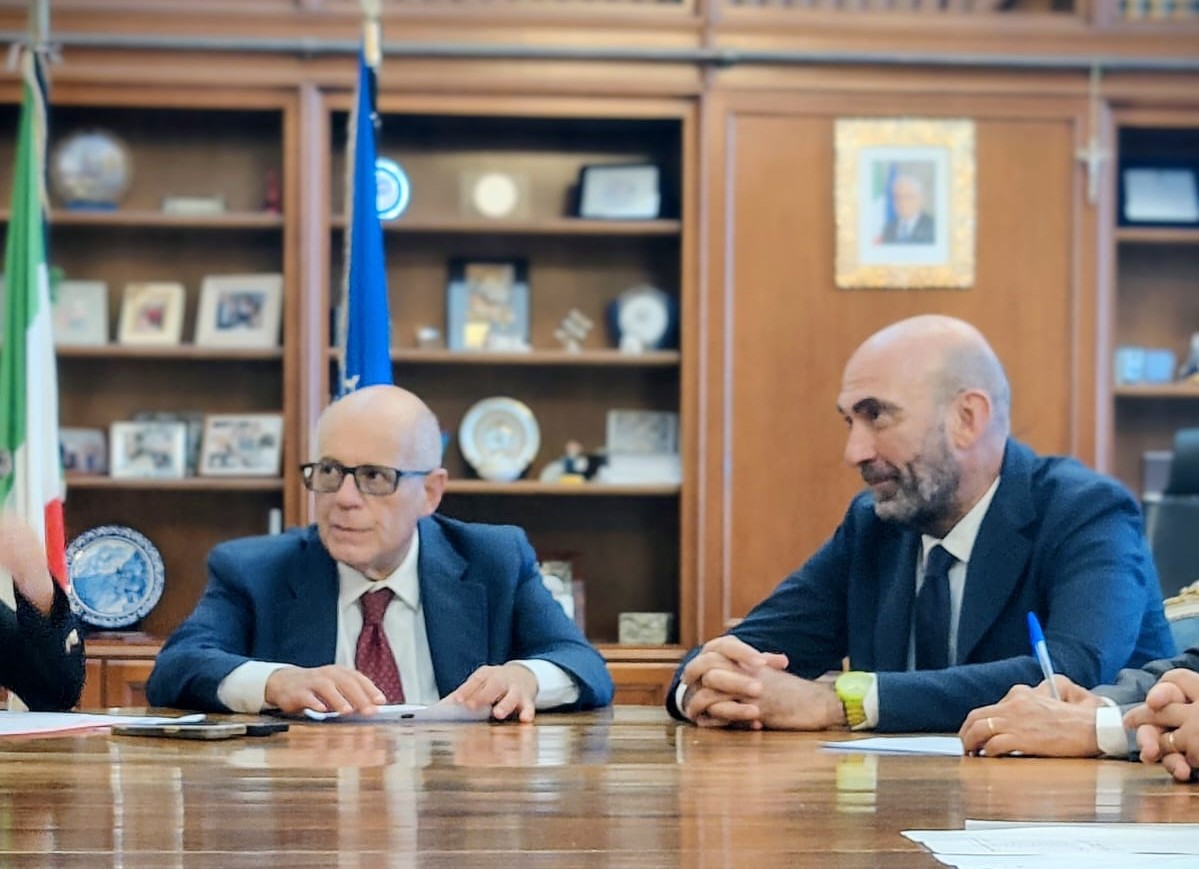 Bari, c’è l’accordo per il caso Marconi-Hack: studenti trasferiti in via Re David Bari, c’è l’accordo per il caso Marconi-Hack: studenti trasferiti in via Re David