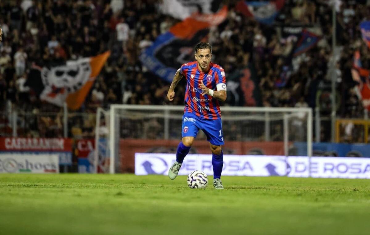 Serie C, il primo successo del Casarano arriva contro la corazzata Benevento Serie C, il primo successo del Casarano arriva contro la corazzata Benevento