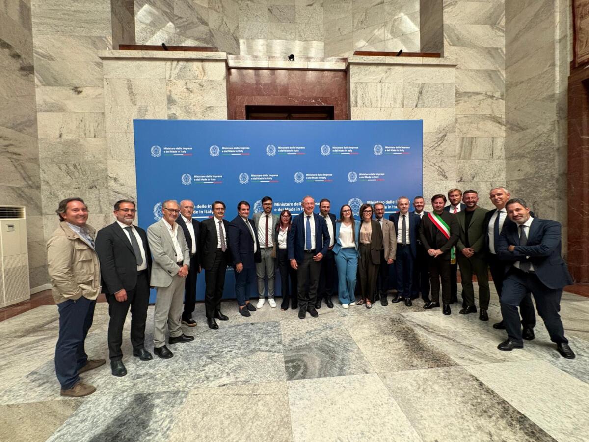 Gioia del Colle, salvi i 121 lavoratori della Ac Boilers: nasce la Metaltech. Investimento da 30 mln Gioia del Colle, salvi i 121 lavoratori della Ac Boilers: nasce la Metaltech. Investimento da 30 mln