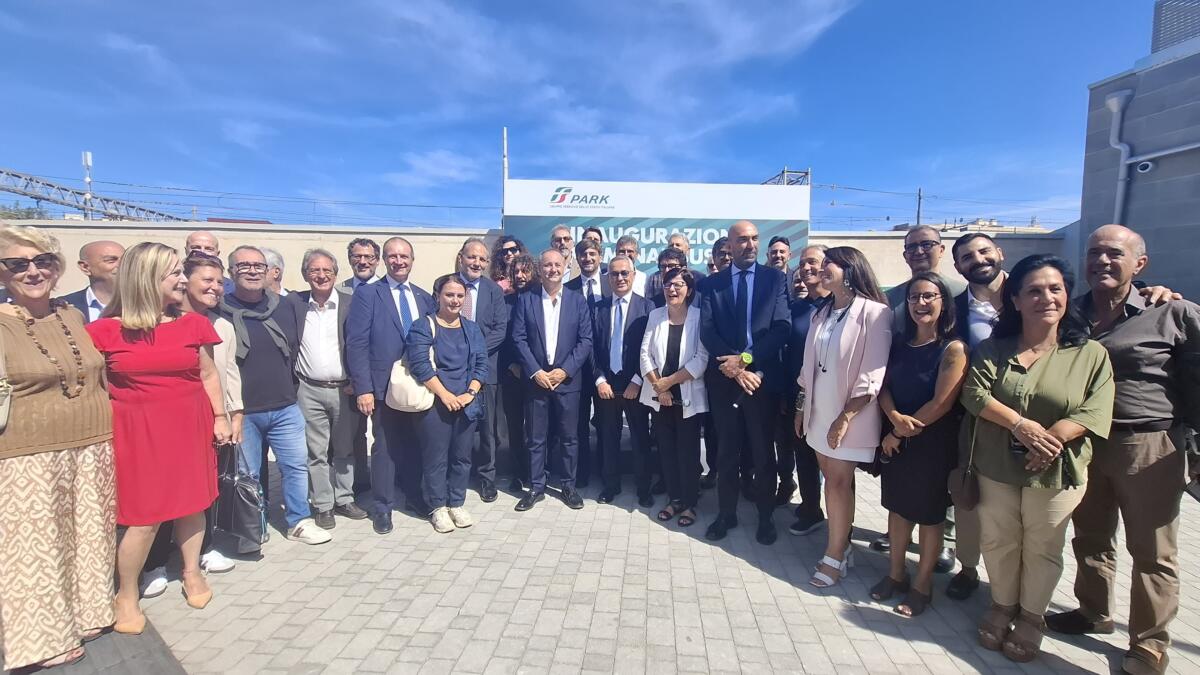 Entra in funzione il nuovo terminal bus di Bari Centrale: «Mobilità pubblica più efficiente e sicura»