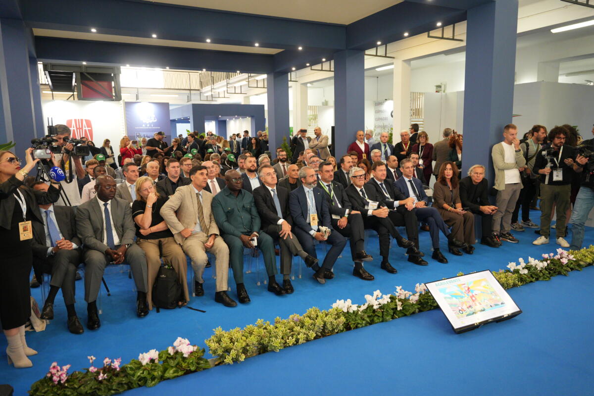 Bari, taglio del nastro per Agrilevante: al via la fiera dell’innovazione agricola Bari, taglio del nastro per Agrilevante: al via la fiera dell’innovazione agricola