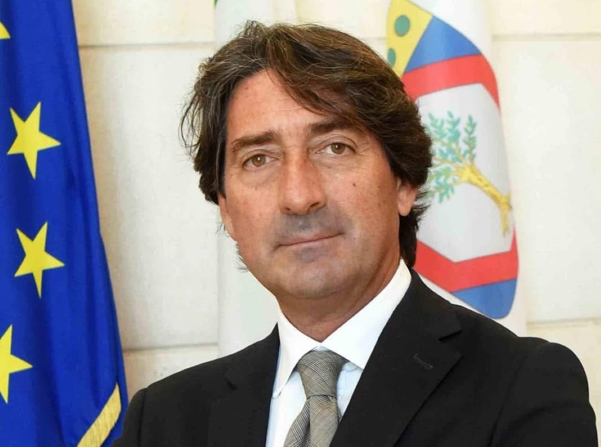 Galleria foto 'Autorità portuale, il barese Francesco Mastro nuovo presidente: Salvini firma la nomina' - foto 1