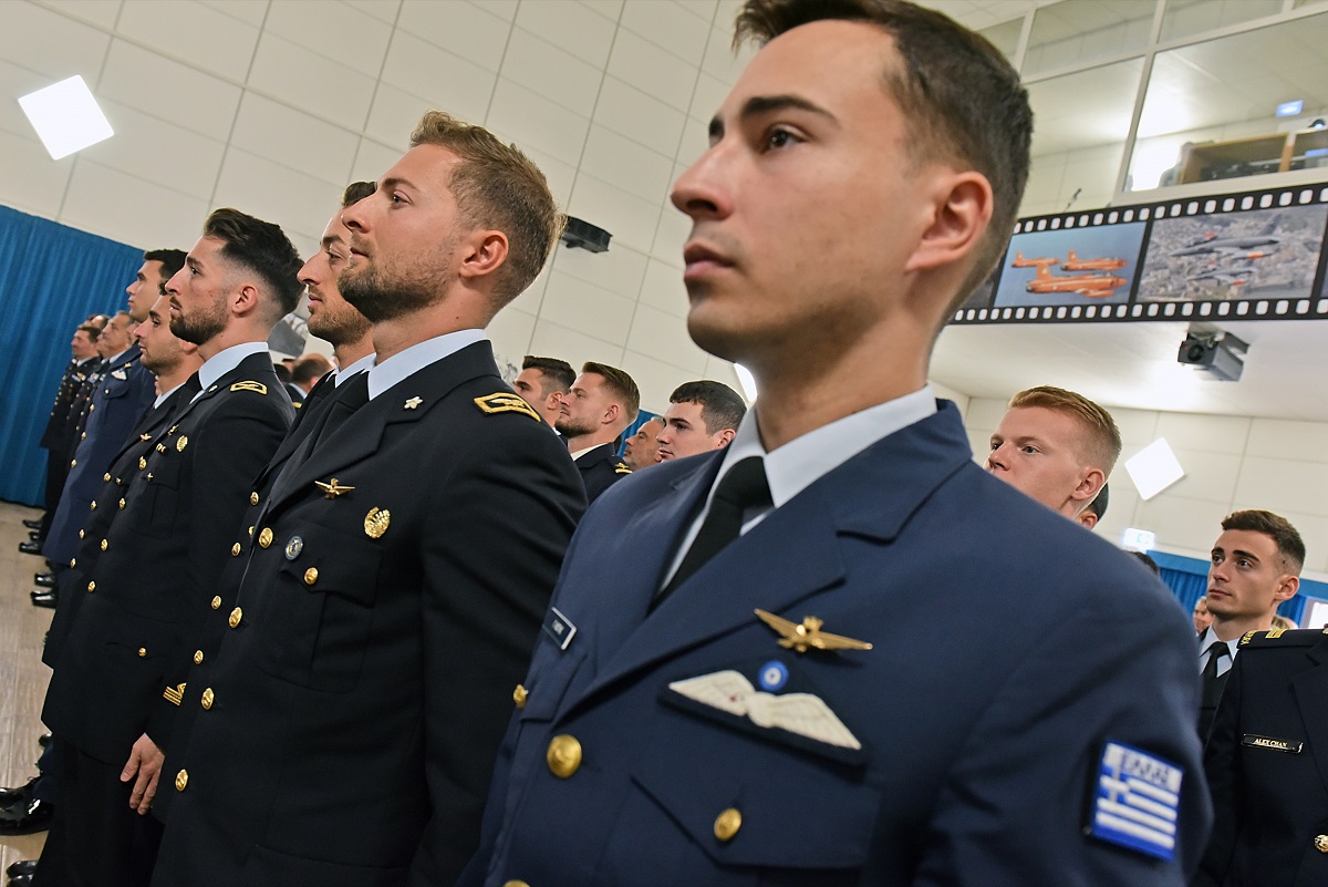 Cerimonia solenne a Galatina: brevetto per 22 nuovi Piloti Militari destinati a Eurofighter e F35 – FOTO