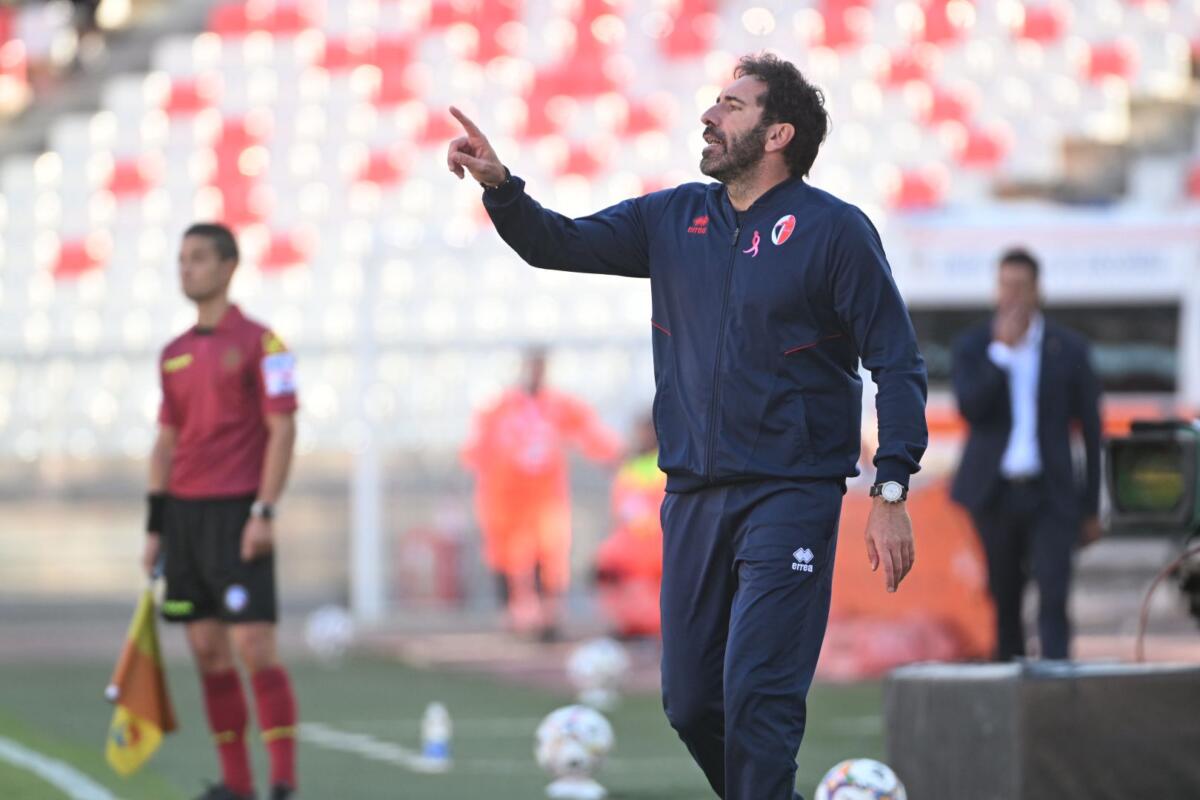 Serie B, il Bari centra la prima vittoria al San Nicola: col Padova finisce 2-1 Serie B, il Bari centra la prima vittoria al San Nicola: col Padova finisce 2-1