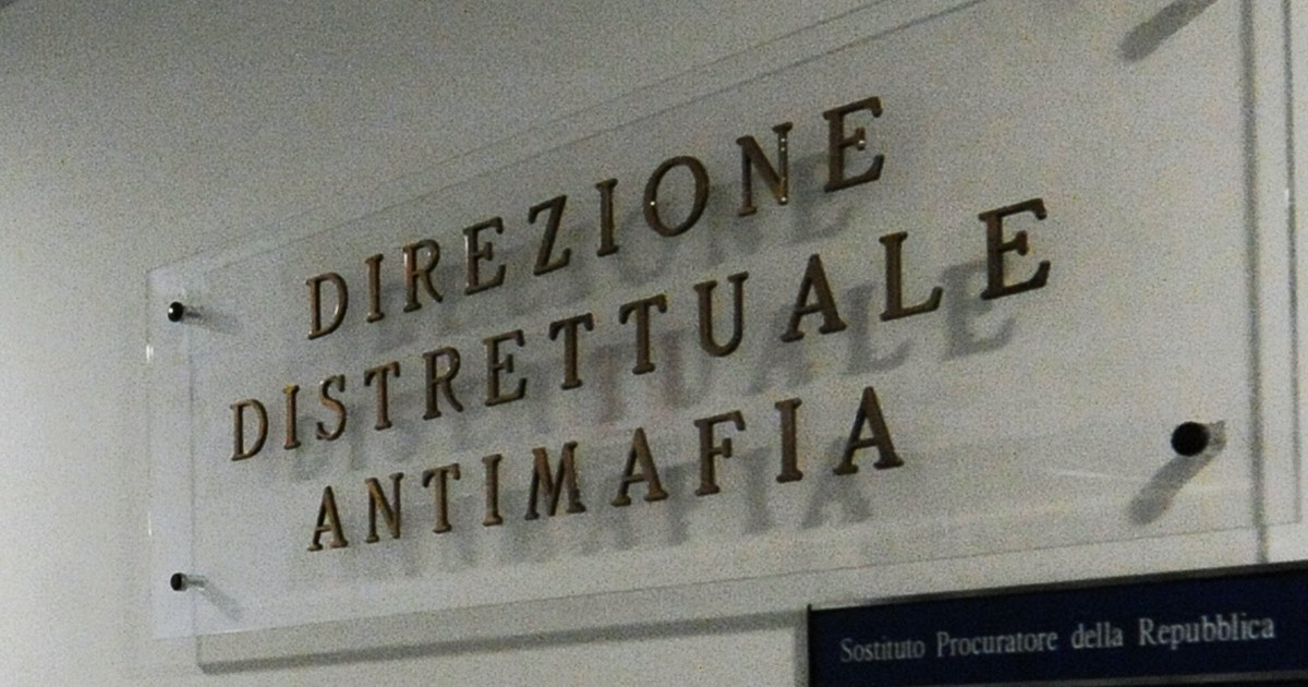 Bari, ai raggi X il clan Misceo: un “pentito” svela nomi e ruoli di affiliati e amici Bari, ai raggi X il clan Misceo: un “pentito” svela nomi e ruoli di affiliati e amici