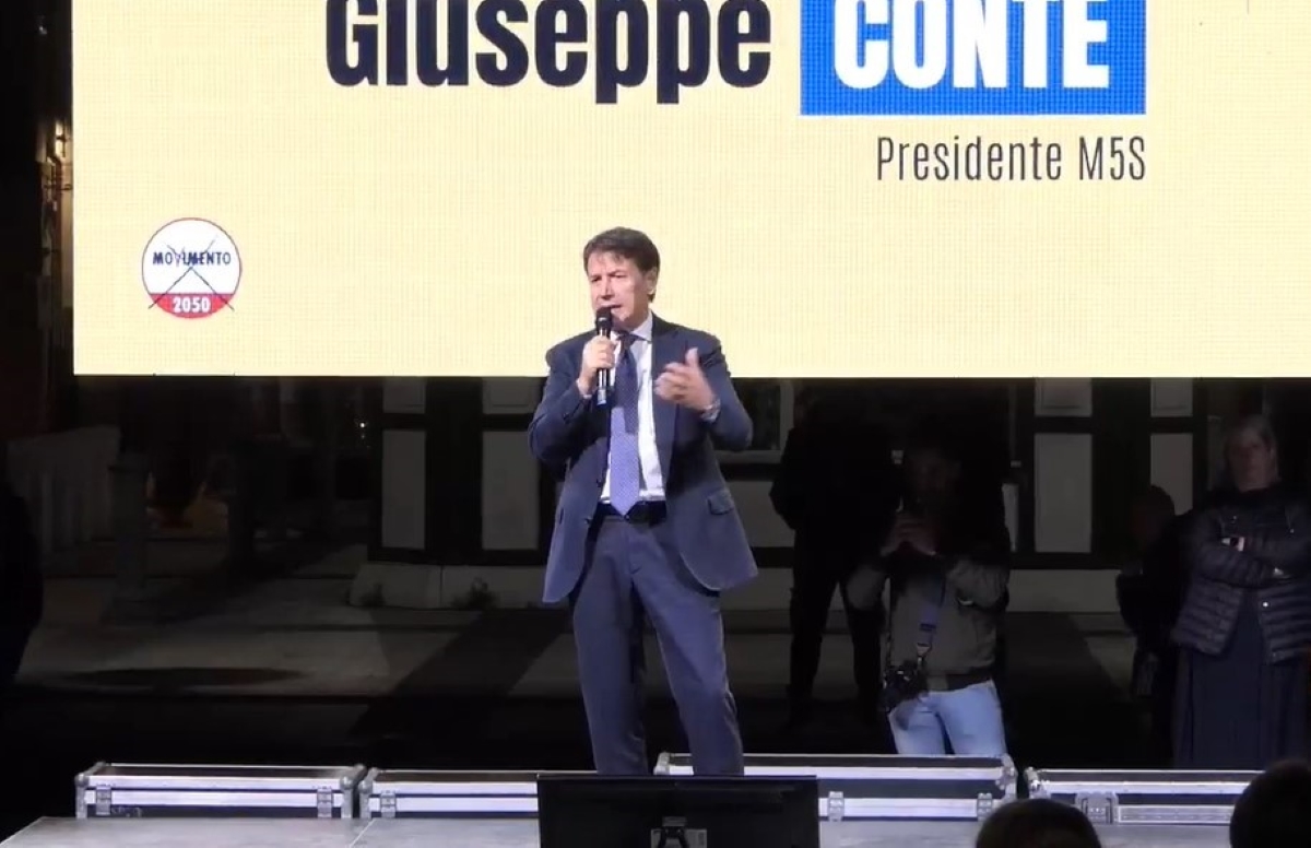 Galleria foto 'Regionali in Puglia, Conte a Foggia: «Riforma giustizia serve solo a salvare i politici»' - foto 1