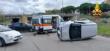 Incidente sulla complanare di Brindisi, due auto si scontrano: una si ribalta. I conducenti in ospedale