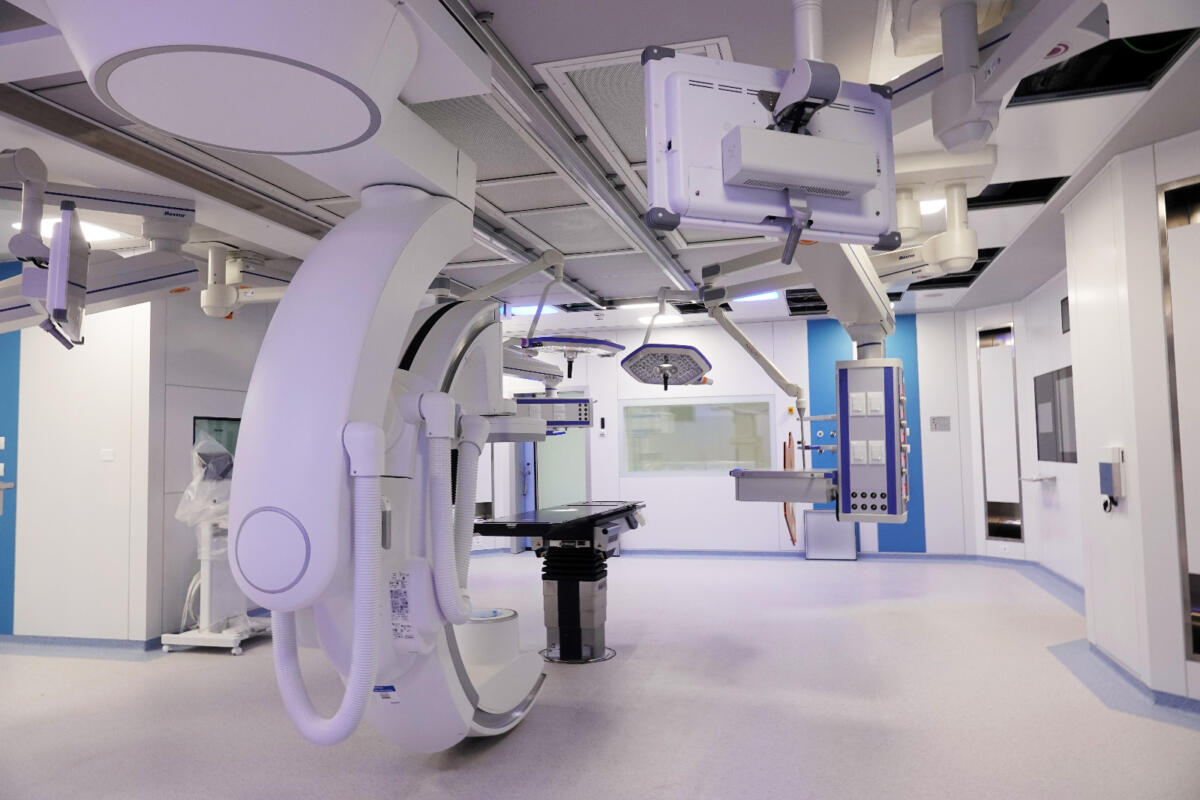 Foggia, inaugurato il nuovo blocco operatorio del Policlinico Riuniti: «È il più moderno della Puglia» – FOTO e VIDEO Foggia, inaugurato il nuovo blocco operatorio del Policlinico Riuniti: «È il più moderno della Puglia» – FOTO e VIDEO