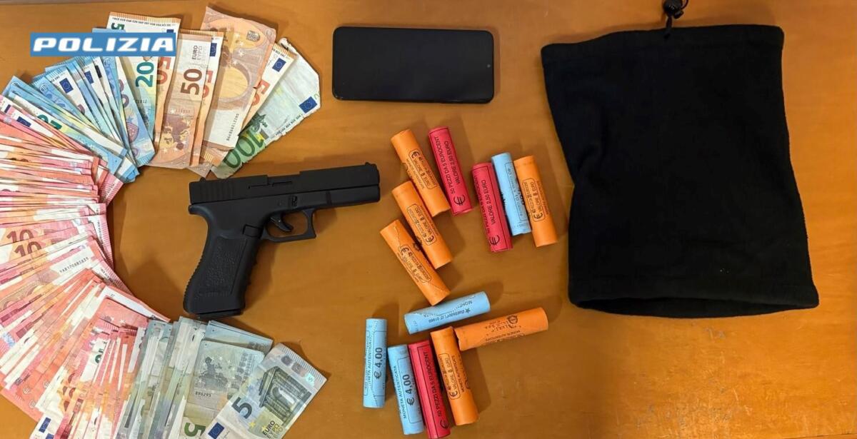 Rapina a mano armata in un supermercato del quartiere Libertà a Bari: arrestato un 20enne Rapina a mano armata in un supermercato del quartiere Libertà a Bari: arrestato un 20enne