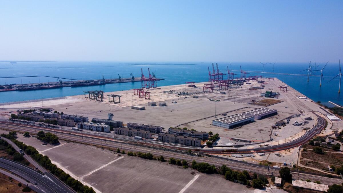 Eolico offshore, Taranto hub nazionale: il ministero dell’Ambiente riconosce il ruolo strategico del porto Eolico offshore, Taranto hub nazionale: il ministero dell’Ambiente riconosce il ruolo strategico del porto