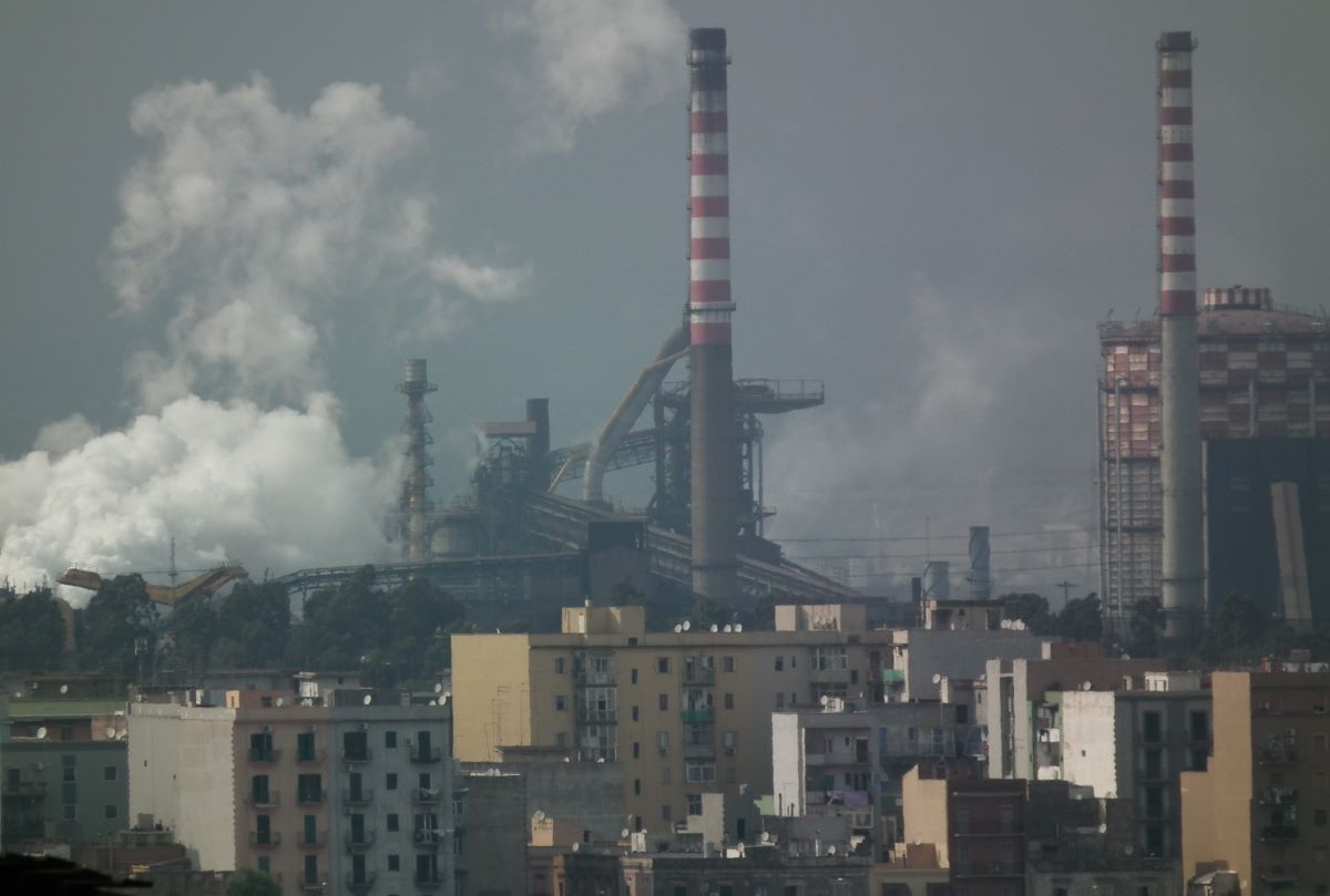 Taranto, in arrivo nuovo laboratorio ambientale: Arpa e Calliope le sentinelle Taranto, in arrivo nuovo laboratorio ambientale: Arpa e Calliope le sentinelle