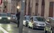 Paura a Molfetta, a bordo di un monopattino esplode colpi di pistola in aria: le immagini diventano virali – VIDEO