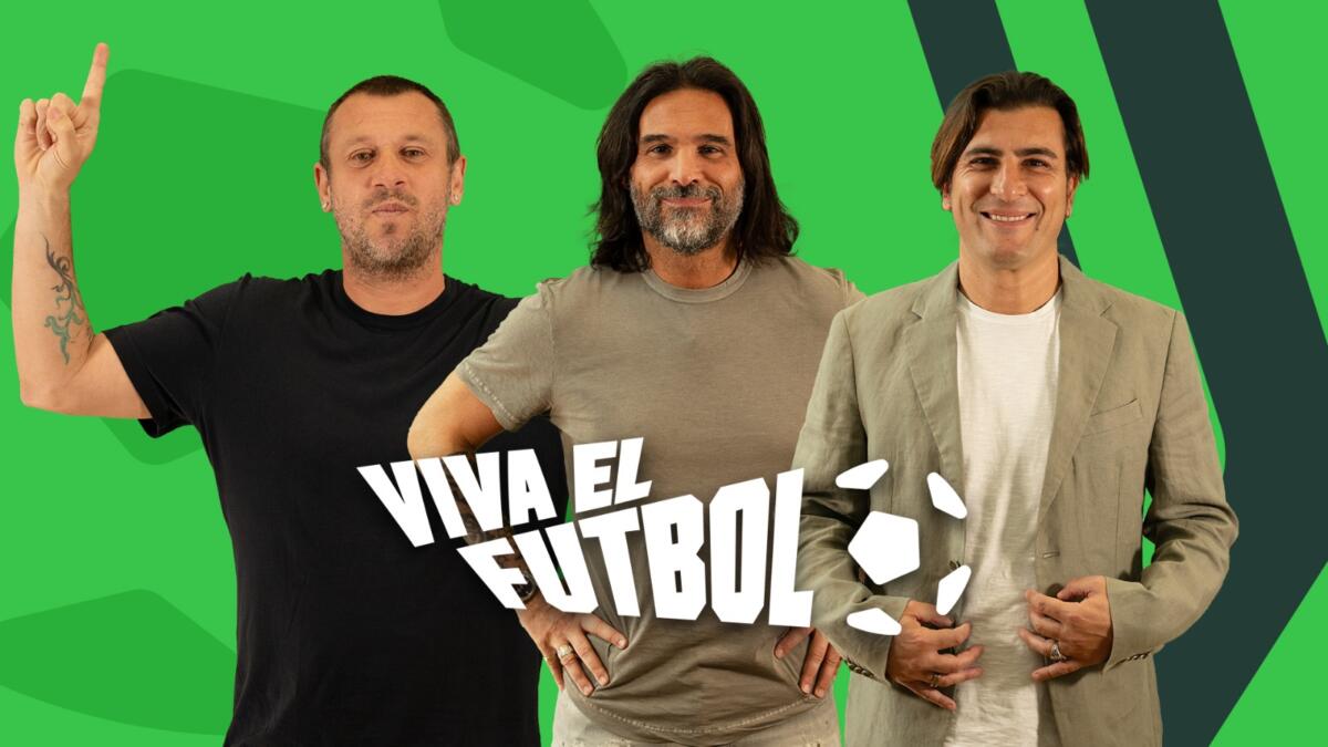 Cassano e Ventola tornano a casa, “Viva el Futbol” con Lele Adani sbarca a teatro: il 2 febbraio a Bari Cassano e Ventola tornano a casa, “Viva el Futbol” con Lele Adani sbarca a teatro: il 2 febbraio a Bari