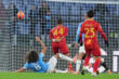 Serie A, apre Guendouzi e chiude i giochi Noslin: Lazio-Lecce 2-0. Ai giallorossi non basta un grande Falcone
