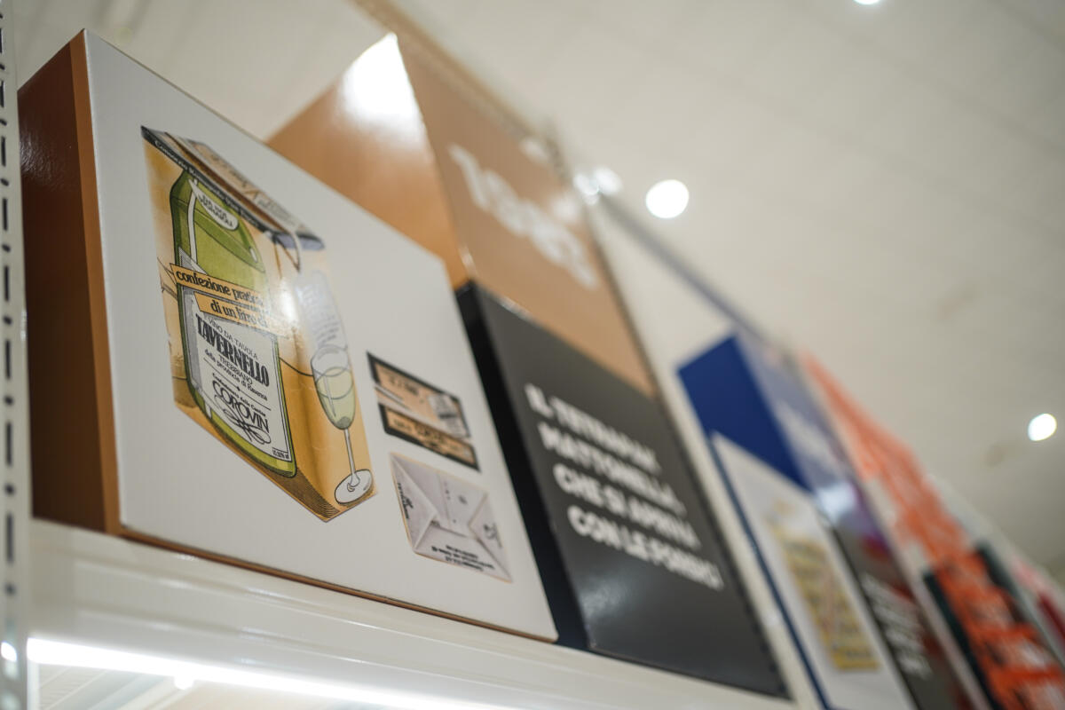 Il design pugliese a Pechino: la mostra di Confindustria Bari e BAT racconta un secolo di packaging italiano – FOTO