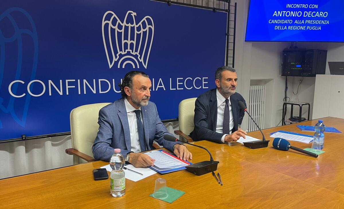 Galleria foto 'Verso le Regionali, Decaro a Lecce dagli imprenditori: «Sostenere realtà del territorio»' - foto 1