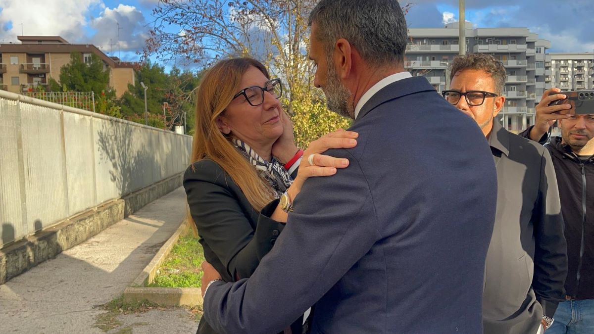 Galleria foto 'Estorsione pescheria Bari, condannati esponenti clan Parisi. Decaro in aula: «Lo Stato c’è»' - foto 1