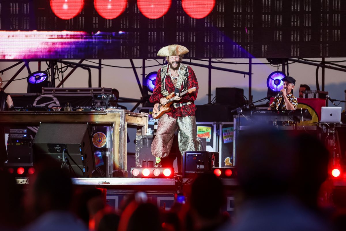 Jovanotti annuncia album e un doppio tour: 17 agosto a Barletta per l’unica tappa pugliese Jovanotti annuncia album e un doppio tour: 17 agosto a Barletta per l’unica tappa pugliese