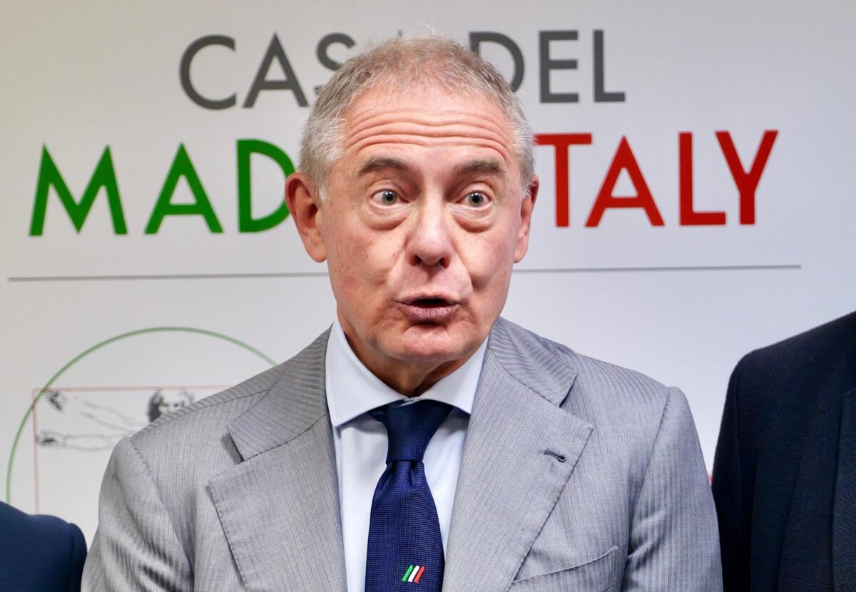 Galleria foto 'Ex Ilva, Urso pronto a svelare i piani e le offerte giunte per rilevare gli impianti' - foto 1
