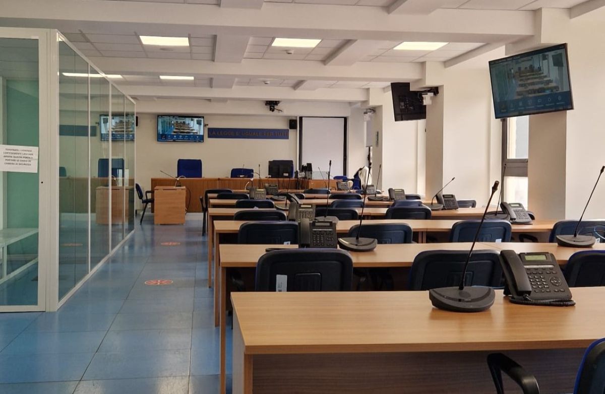 Galleria foto 'Bari, il procedimento va in archivio: due agenti della polizia locale assolte dalle accuse di falso ideologico' - foto 1
