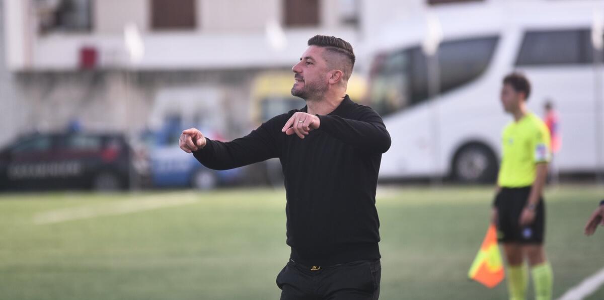 Taranto calcio, la società riaffida la panchina a mister Ciro Danucci Taranto calcio, la società riaffida la panchina a mister Ciro Danucci