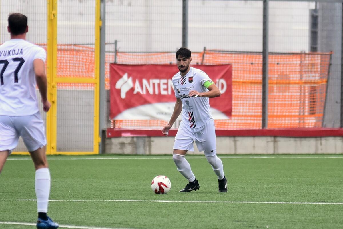 Delvino leader dentro e fuori dal campo, il Taranto non può farne a meno Delvino leader dentro e fuori dal campo, il Taranto non può farne a meno