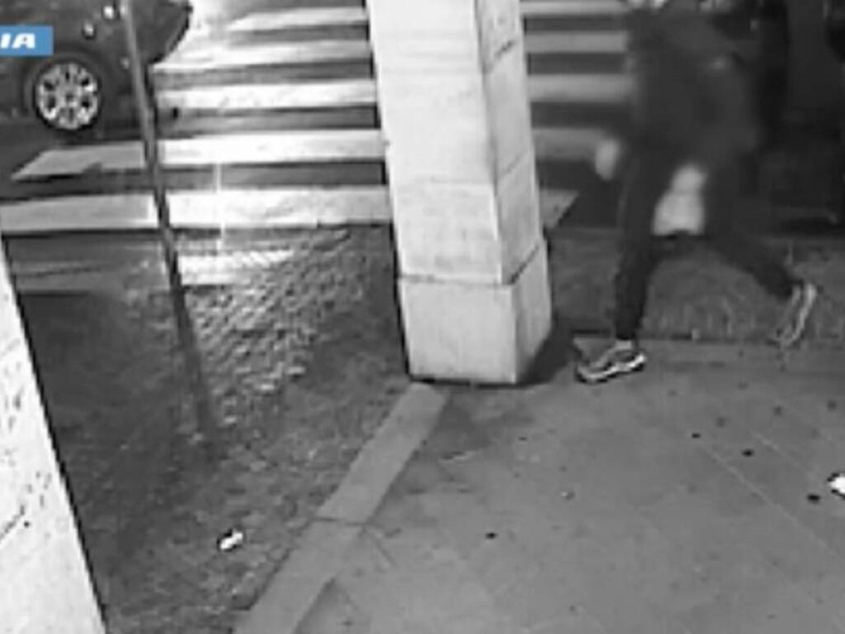 Galleria foto 'Droga gestita da pentiti a Genova: quasi 8 anni per l’ex braccio destro del boss Palermiti' - foto 1