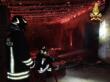 Salve, in fiamme due case vacanza del titolare di un’impresa di costruzioni: indagano i carabinieri