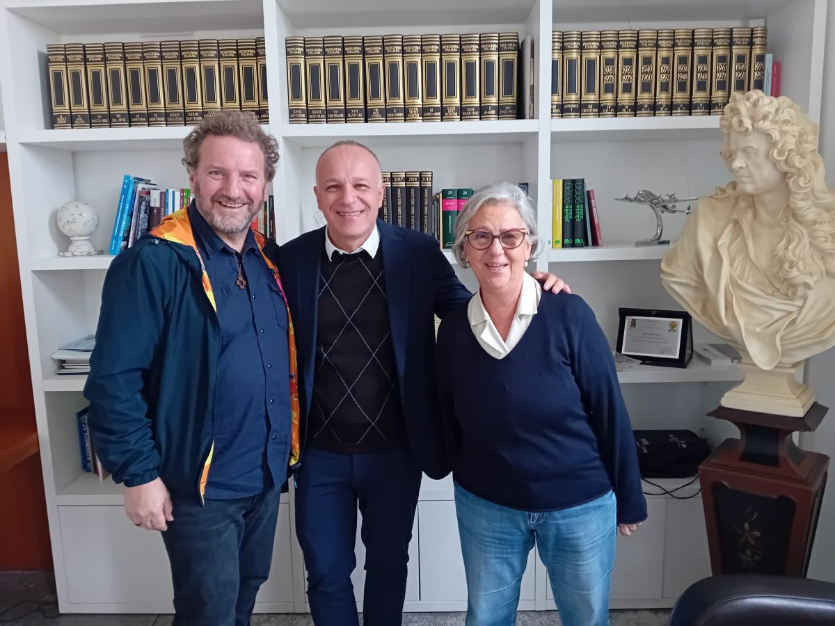 Galleria foto 'Bari, un grande gesto di solidarietà: nasce la mensa “Dignità e Libertà”' - foto 1