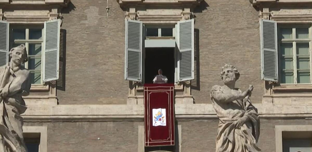 Galleria foto 'San Giovanni in Laterano, papa Leone: “No a fretta e superficialità, costruire con pazienza”' - foto 1