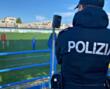 Trepuzzi, lanciano petardi e un bidone della spazzatura in campo durante una partita: Daspo per 6 minorenni