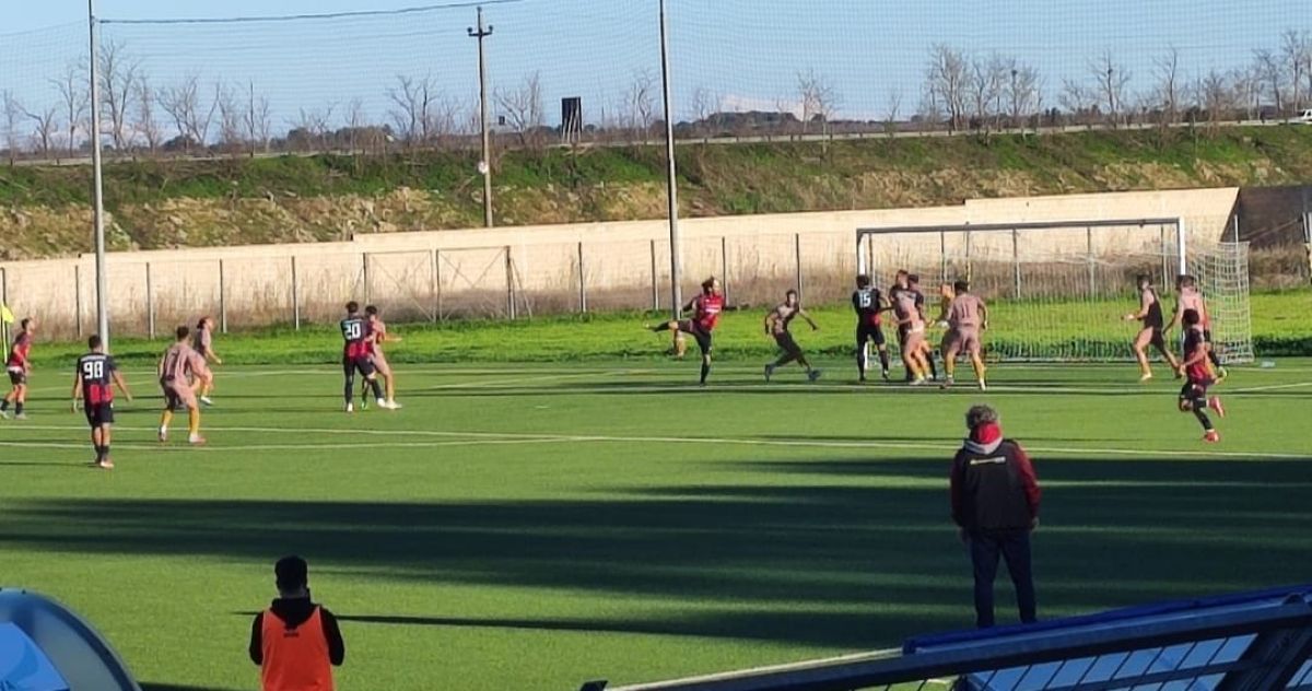 Eccellenza, il Taranto batte 3-2 il Taurisano in trasferta: Loiodice dà il via alla rimonta rossoblù Eccellenza, il Taranto batte 3-2 il Taurisano in trasferta: Loiodice dà il via alla rimonta rossoblù