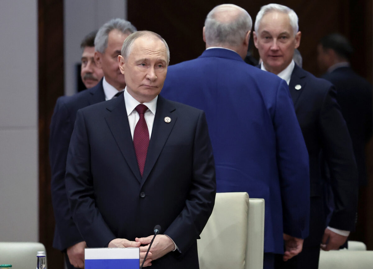 Galleria foto 'Pace in Ucraina: Putin apre al piano Usa, ma senza i Volenterosi. Ue e Nato rafforzano la linea' - foto 1